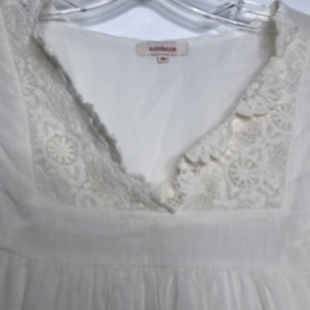 Sundance ivory short sleeve top. Medium - Picture 2 of 11